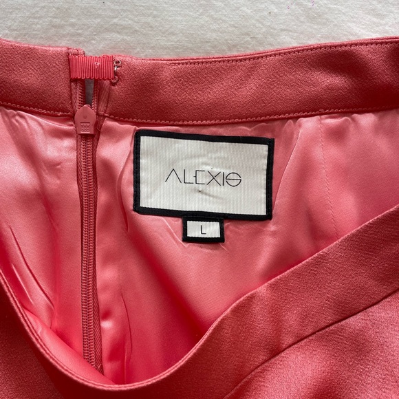 ALEXIS Coral Mini Shorts - Picture 4 of 5